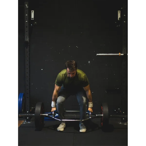 Trap barre olympique 180 Cm + 2 stop disques Sveltus