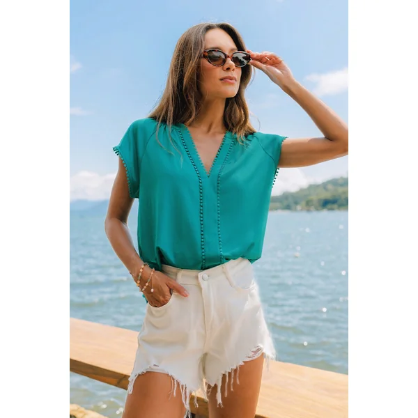 T-shirt aqua avec col cranté