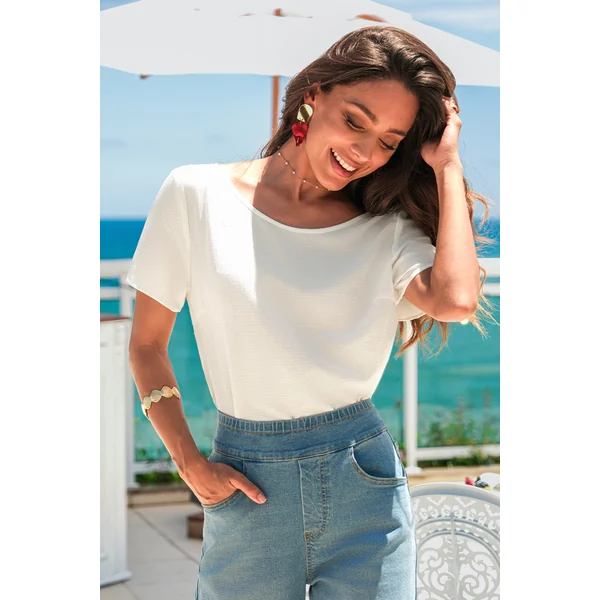 T-shirt blanc dentelle au dos