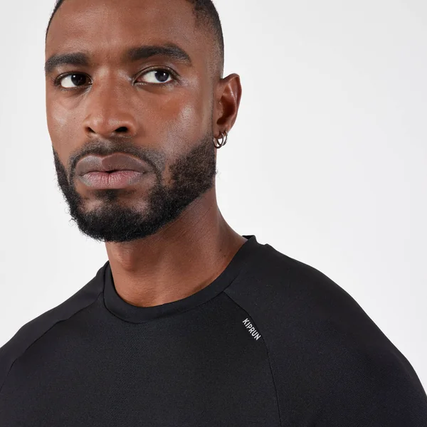T-shirt de running sans coutures homme - kiprun run 500 confort noir