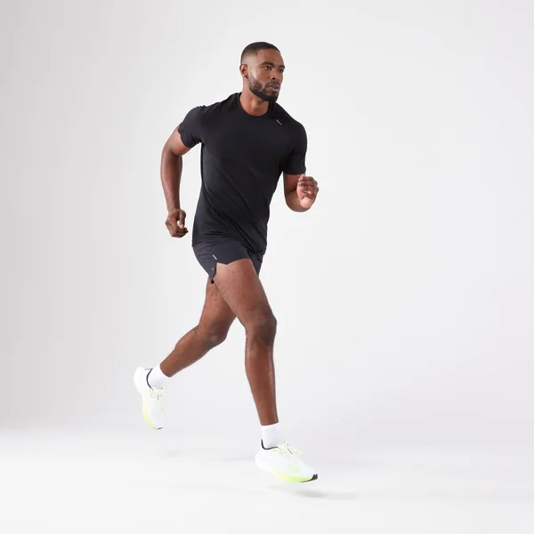 T-shirt de running sans coutures homme - kiprun run 500 confort noir