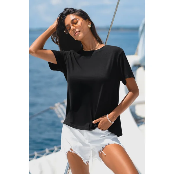 T-shirt noir col rond détails nœud papillon