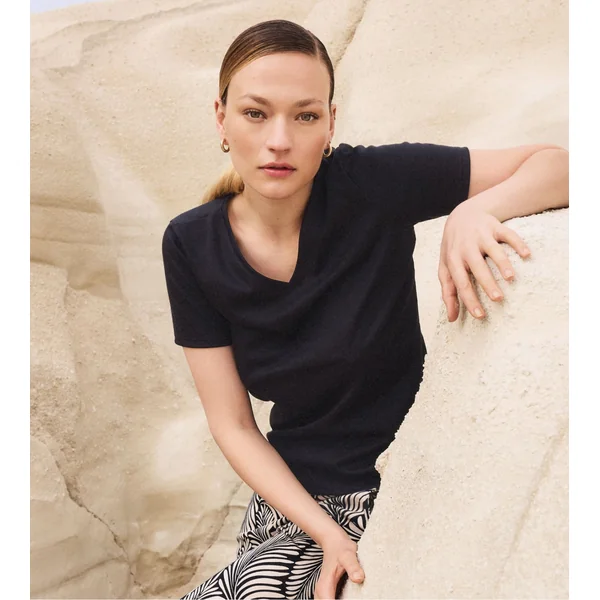 T-shirt noir femme col en V Favourites Sun
