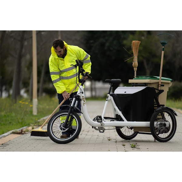 Vélo cargo Bkl - Triporteur Cube blanc
