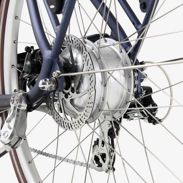 Vélo de ville électrique elops 900 cadre haut bleu marine